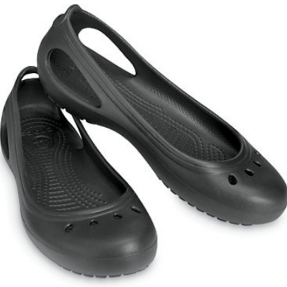 CROCS Shoes - ***NWT*** Crocs Kadee Flats